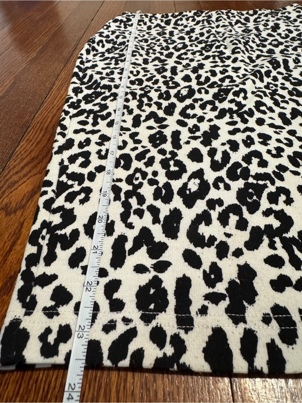 Truworths Black & White Leopard Print Pull On Stretchy Midi Pencil Skirt Size S